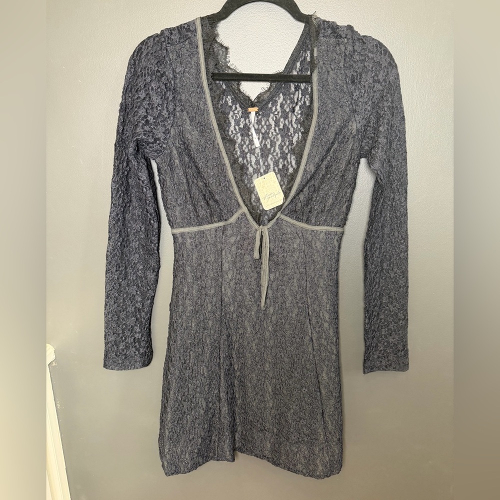Free People Black Lace Textured Long Sleeve Tie Front Mini Dress NWT Size‎ Small